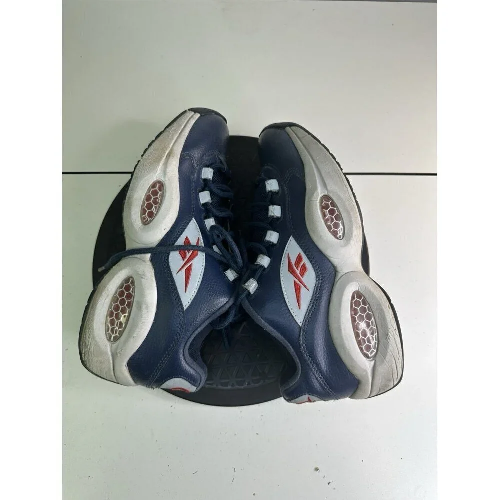 Reebok Question 1 Low Allen Iverson Georgetown Size 7 (V53826)
